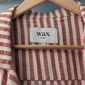NEW  -- Wax London men's casual short sleeve shirt (Size Large)